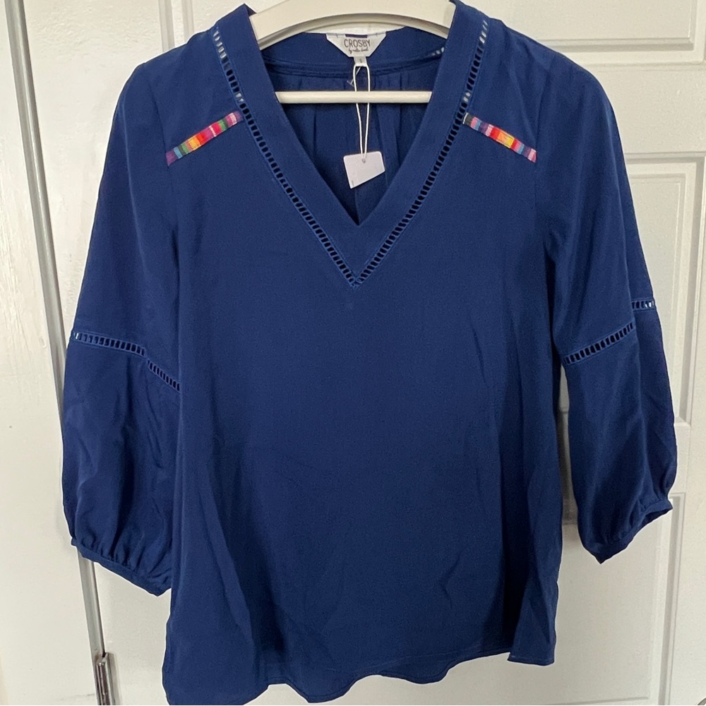 NEW CROSBY BY MOLLIE BURCH Blue Top Blouse S